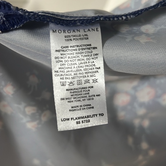 Floral Robe - Picture 6 of 6